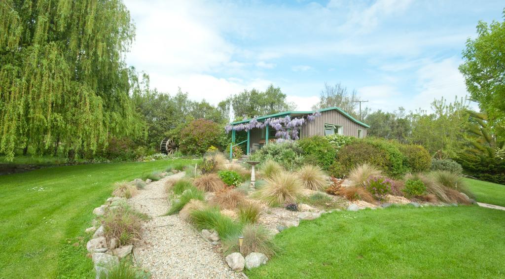 Waterwheel Cottage Upper Moutere Exterior photo